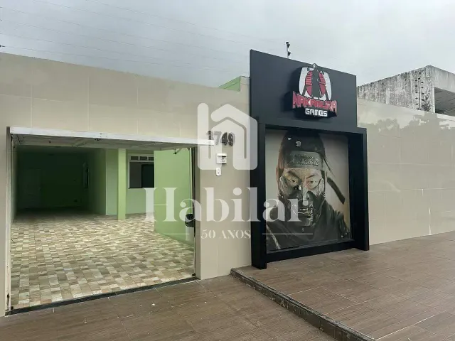Casa 3 quartos e 4 banheiros, para alugar, no bairro Coroa do Meio em Aracaju