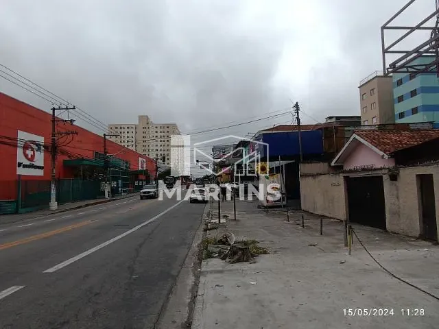 Casa com 250m², à venda, no bairro Jardim Clementino em Taboão da Serra