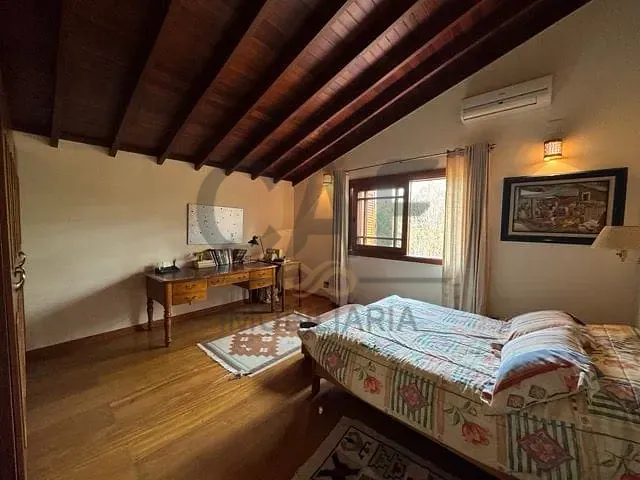 Casa com 7290m² 4 quartos e 6 banheiros, à venda, no bairro Condomínio Fazenda Duas Marias em Holambra