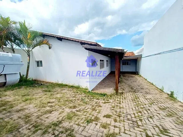 Casa com 250m² 2 quartos e 2 banheiros, à venda, no bairro Jardim Cambuí em Botucatu