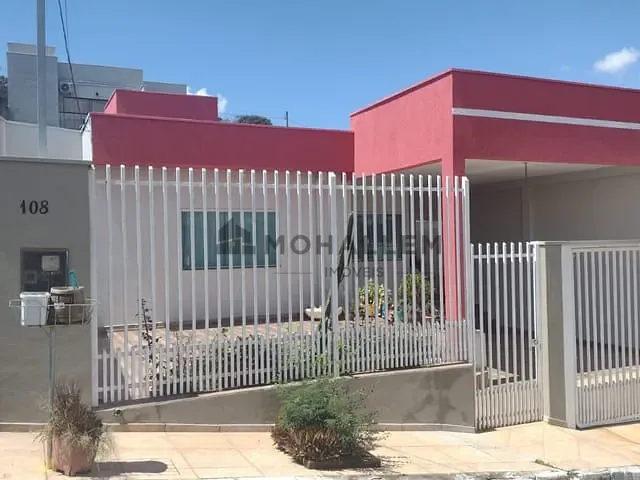 Casa com 300m² 3 quartos e 1 banheiro, à venda, no bairro Solar do Juriti em Piranguinho