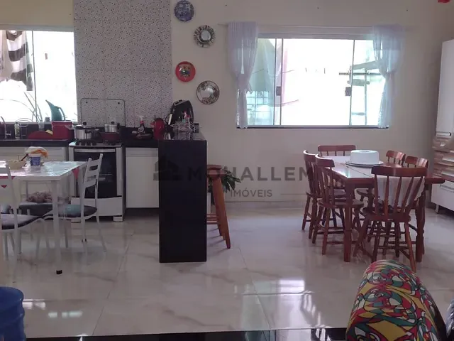 Casa com 300m² 3 quartos e 1 banheiro, à venda, no bairro Solar do Juriti em Piranguinho