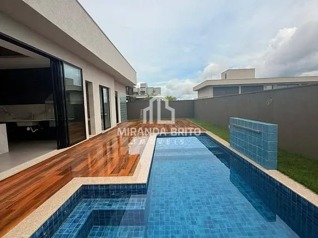 Casa 4 quartos e 5 banheiros, à venda, no bairro Parque Cidade em Goiânia