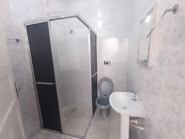 Casa com 300m² 1 quarto e 1 banheiro, para alugar, no bairro Vila Canero em São Paulo