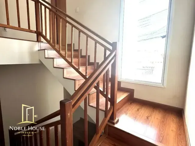 Casa com 250m² 3 quartos e 3 banheiros, à venda, no bairro Capela em Vinhedo