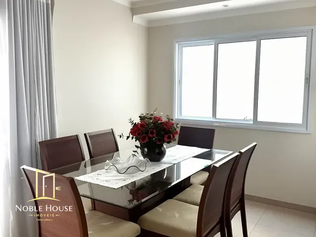 Casa com 250m² 3 quartos e 3 banheiros, à venda, no bairro Capela em Vinhedo