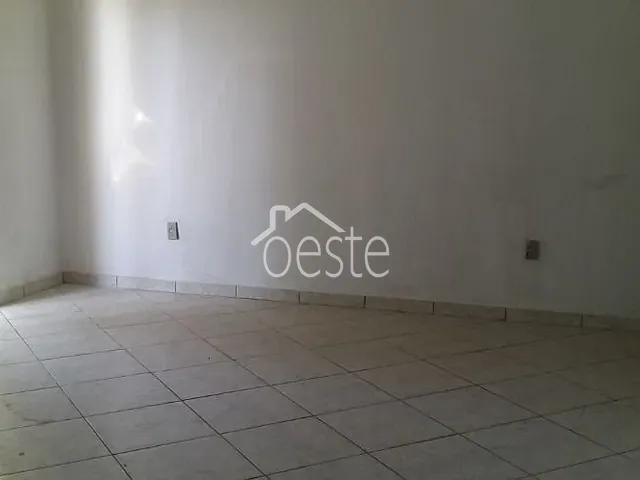 Casa com 250m² 2 quartos e 1 banheiro, para alugar, no bairro Vila Maria em Santa Bárbara D'Oeste
