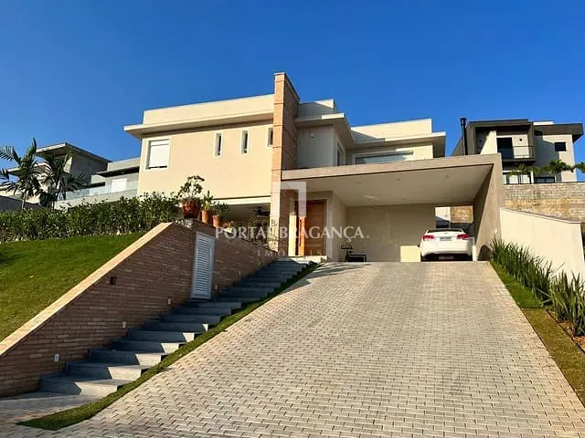 Casa com 486m² 4 quartos e 6 banheiros, à venda, no bairro Condomínio Residencial e Comercial Fazenda Santa Petronilla em Bragança Paulista