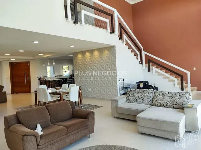 Casa com 1000m² 4 quartos e 4 banheiros, à venda, no bairro Condomínio Saint Charbel em Araçoiaba da Serra