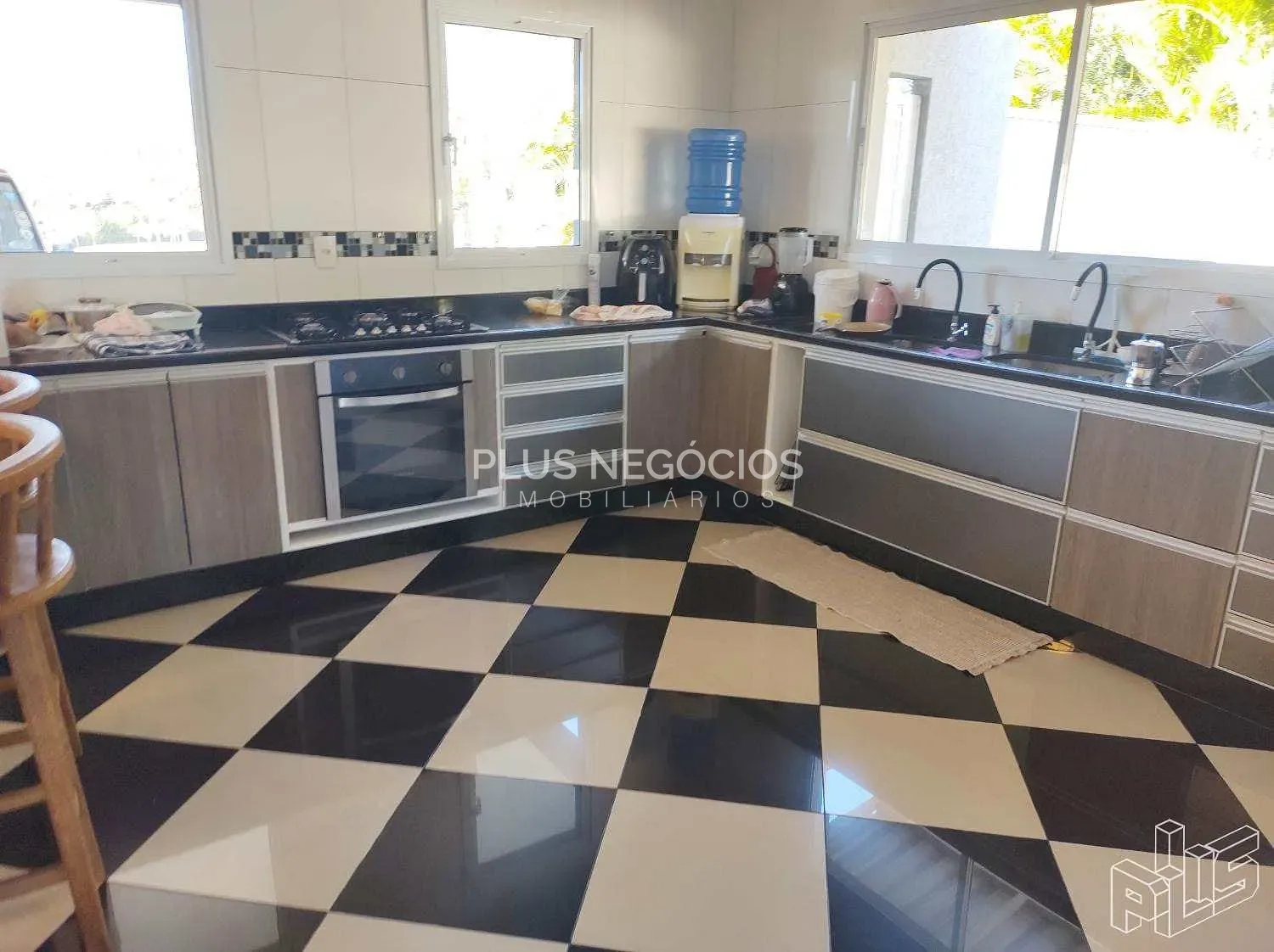 Casa, 4 quartos, 311 m² - Foto 13