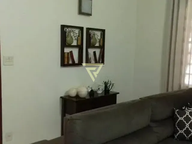 Casa com 250m² 3 quartos e 3 banheiros, à venda, no bairro Jardim Macedo em Ribeirão Preto