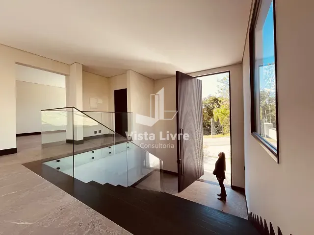 Casa com 566m² 4 quartos e 7 banheiros, à venda, no bairro Alphaville em Santana de Parnaíba