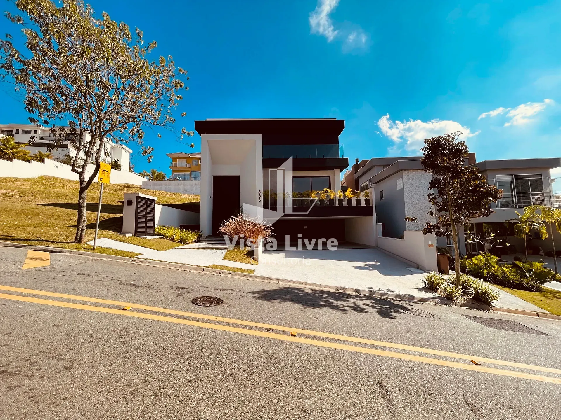 Casa, 4 quartos, 566 m² - Foto 1