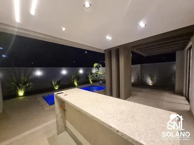 Casa com 326m² 3 quartos e 4 banheiros, à venda, no bairro Jardins Capri em Senador Canedo