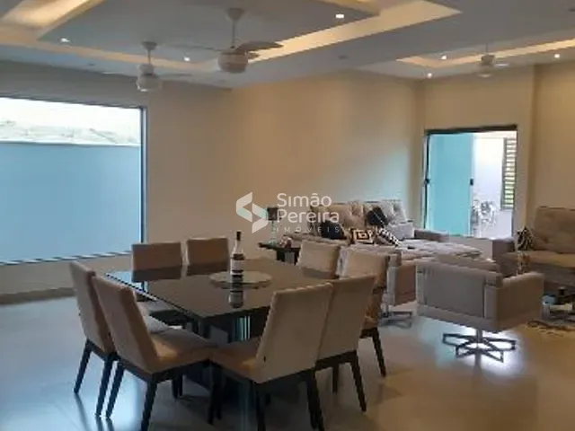 Casa com 500m² 3 quartos e 3 banheiros, à venda, no bairro centro em Paraíba do Sul