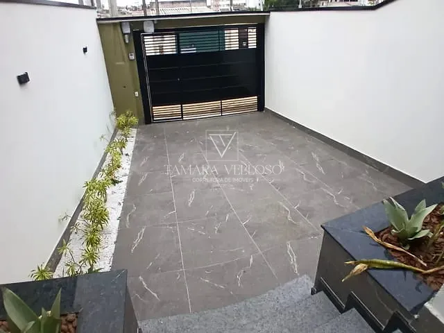 Casa com 130m² 2 quartos e 3 banheiros, à venda, no bairro Vila Brasileira em Mogi das Cruzes