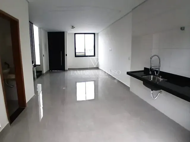 Casa com 130m² 2 quartos e 3 banheiros, à venda, no bairro Vila Brasileira em Mogi das Cruzes
