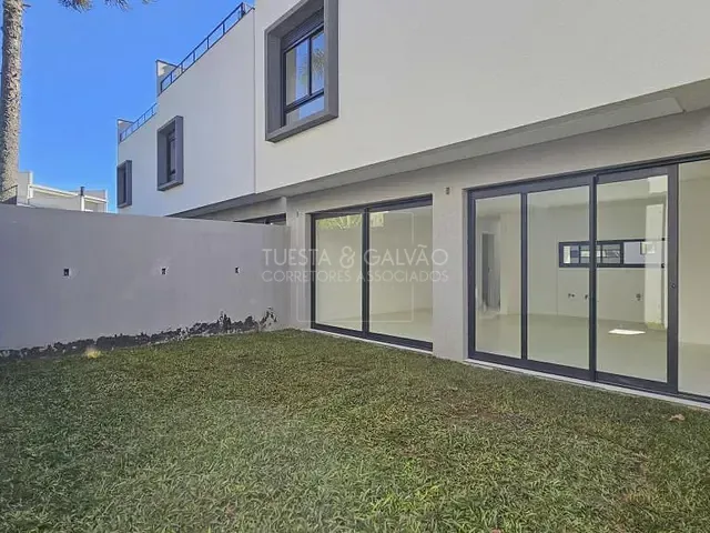 Casa com 198m² 3 quartos e 3 banheiros, à venda, no bairro Campo Comprido em Curitiba
