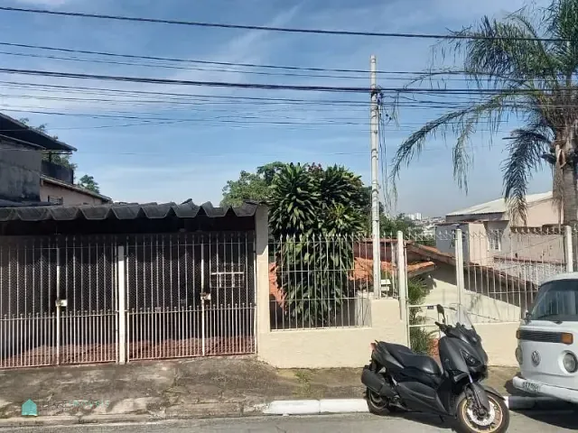 Casa com 252m² 3 quartos e 2 banheiros, à venda, no bairro Jardim Maristela em São Paulo
