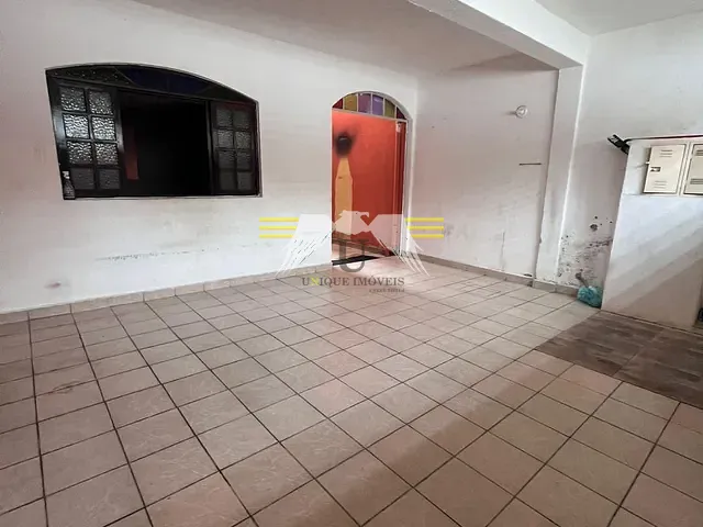 Casa com 120m² 4 quartos e 2 banheiros, à venda, no bairro Vila Tolstoi em São Paulo