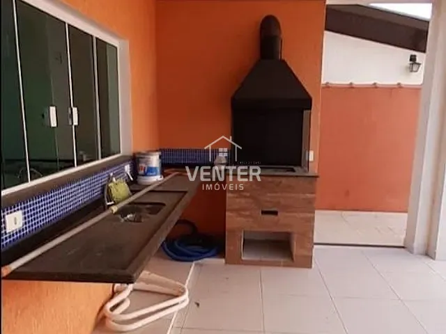 Casa com 300m² 3 quartos e 4 banheiros, à venda, no bairro Piracangaguá em Taubaté