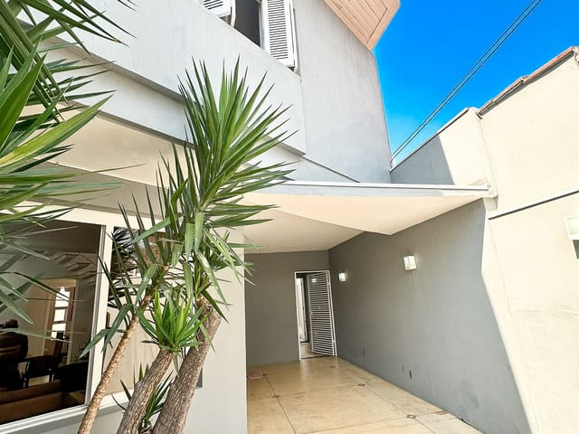 Foto do Casa - Viva com Conforto e Segurança no Jardim Hípico - Casa de Vila - 04 dormitórios sendo 02 suites | Abba Negócios Imobiliários