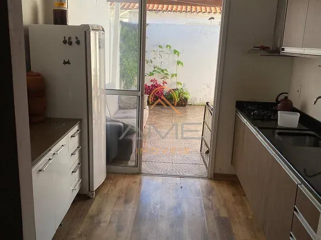 Casa 2 quartos e 2 banheiros, à venda, no bairro Areal em Pelotas