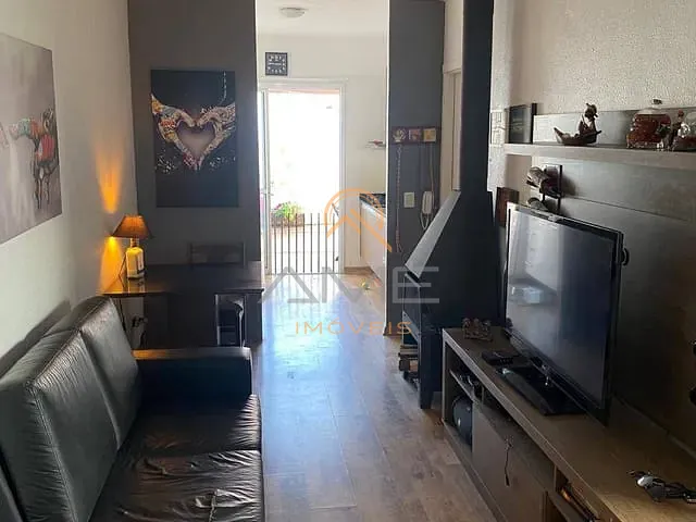 Casa 2 quartos e 2 banheiros, à venda, no bairro Areal em Pelotas