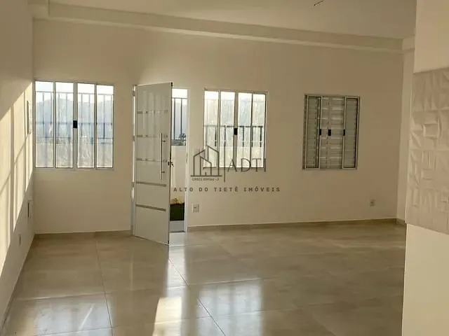 Casa 2 quartos e 1 banheiro, à venda, no bairro Vila São Paulo em Mogi das Cruzes