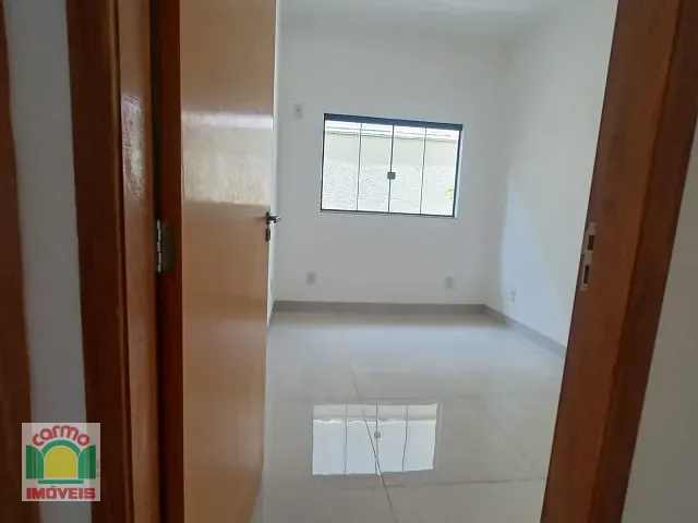 Casa 3 quartos e 2 banheiros, à venda, no bairro Residencial Cerejeiras em Anápolis
