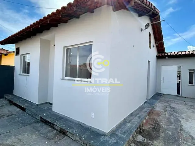 Casa 3 quartos e 2 banheiros, à venda, no bairro Nova Cidade em Itaboraí