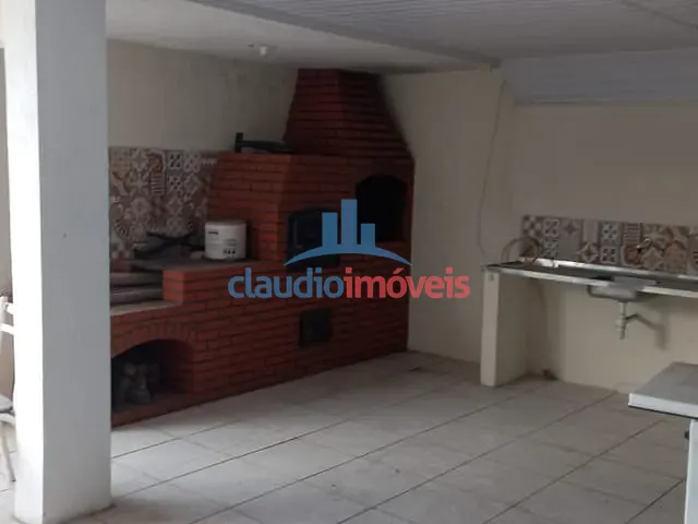 Casa 3 quartos e 2 banheiros, à venda, no bairro Ano Bom em Barra Mansa