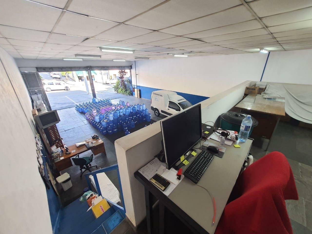 Casa à venda com 3 Quartos, 3 Suites, 3 Vagas, 751M², Utinga, Santo André - SP