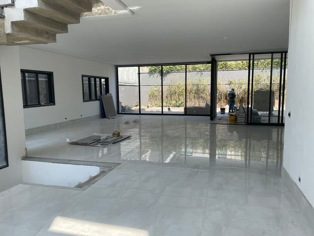 Foto do Casa - Casa à venda no Tamboré 11, com 4 Suítes,  Cozinha americana integrada com área gourmet, churrasqueira e piscina;  Santana de Parnaíba, SP | Davantage consultoria imobiliária