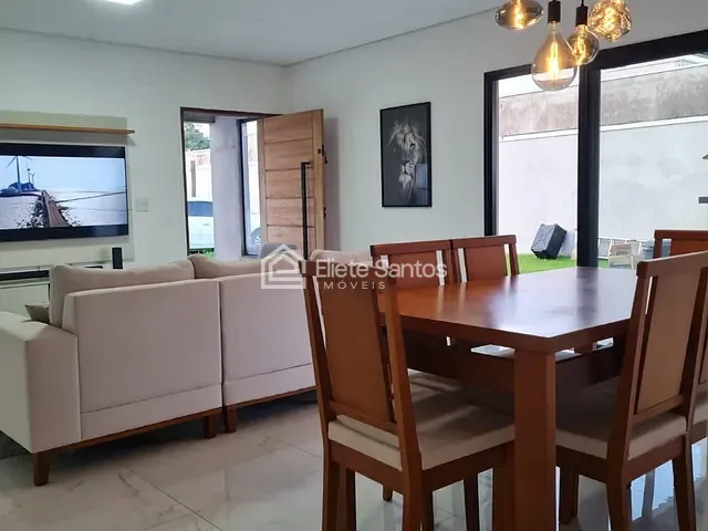 Casa com 540m² 2 quartos e 2 banheiros, à venda, no bairro Chácaras de Recreio Cruzeiro do Sul em Santa Bárbara D'Oeste