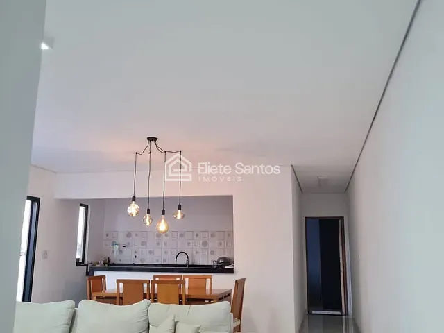 Casa com 540m² 2 quartos e 2 banheiros, à venda, no bairro Chácaras de Recreio Cruzeiro do Sul em Santa Bárbara D'Oeste