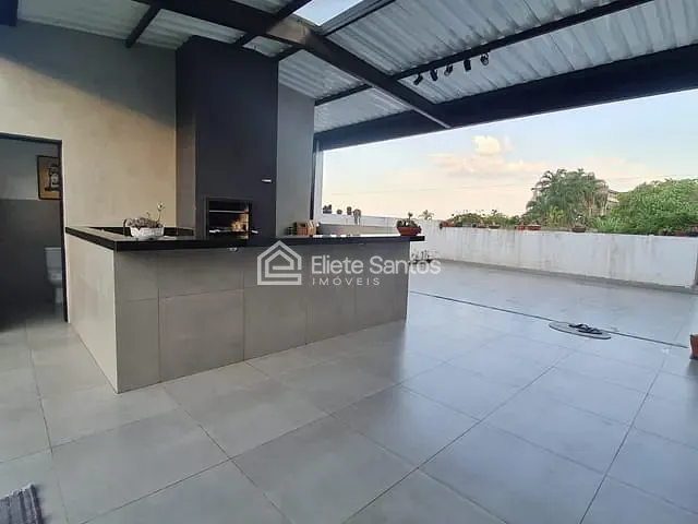 Casa com 540m² 2 quartos e 2 banheiros, à venda, no bairro Chácaras de Recreio Cruzeiro do Sul em Santa Bárbara D'Oeste
