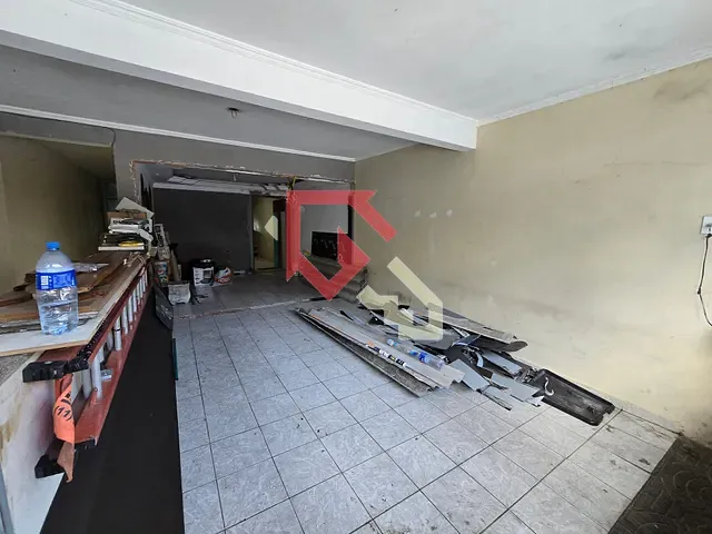 Casa 3 quartos e 2 banheiros, para alugar, no bairro Jardim Quarto Centenário em Mauá