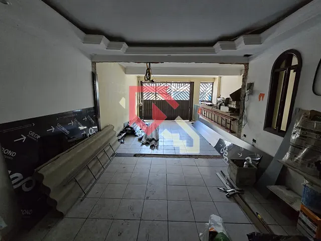 Casa 3 quartos e 2 banheiros, para alugar, no bairro Jardim Quarto Centenário em Mauá