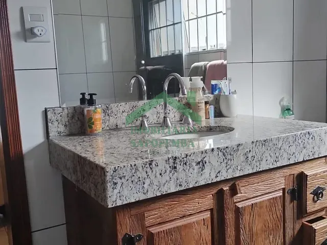 Casa 3 quartos e 2 banheiros, à venda, no bairro Jardim das Rosas (Zona Leste) em São Paulo