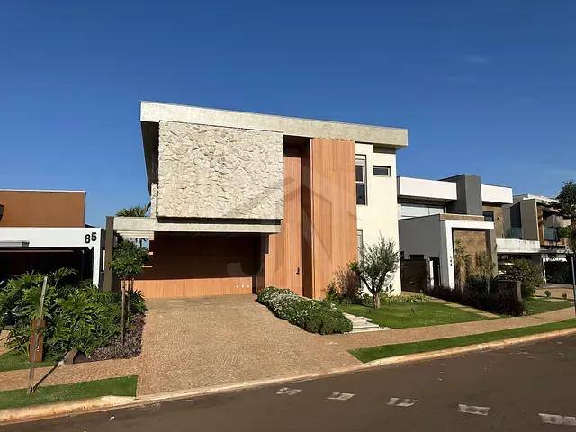 Casa com 502m² 4 quartos e 6 banheiros, à venda, no bairro Vila do Golf em Ribeirão Preto
