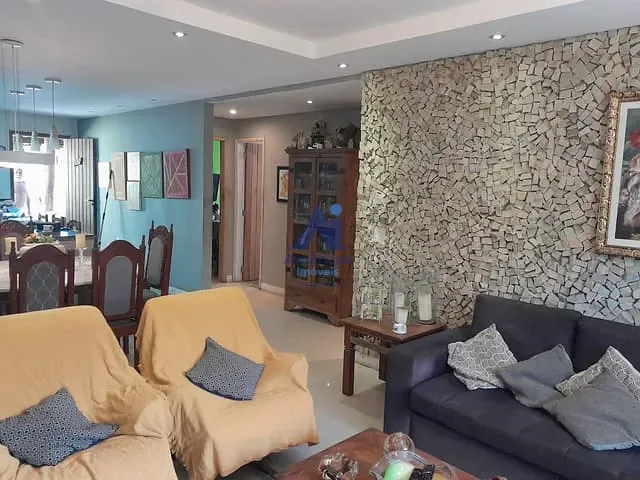 Casa 2 quartos e 3 banheiros, à venda, no bairro Vargem Grande em Rio de Janeiro