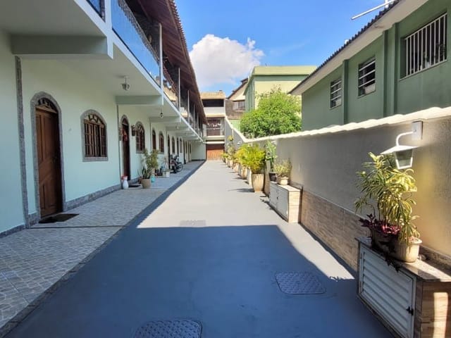 Casa com 125m² 2 quartos e 3 banheiros, para alugar, no bairro Vila Valqueire em Rio de Janeiro