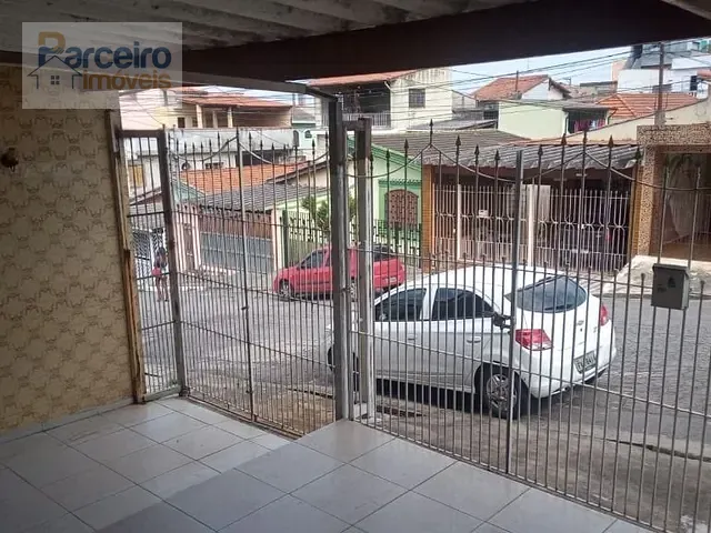 Casa com 320m² 3 quartos e 3 banheiros, à venda, no bairro Vila Ré em São Paulo