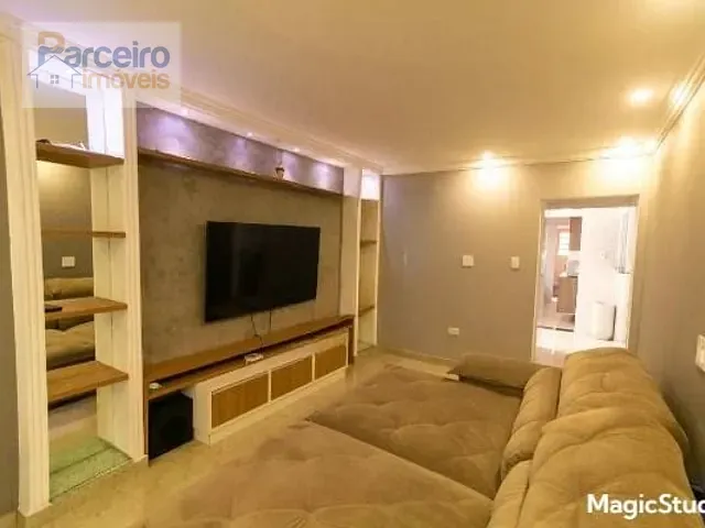 Casa com 320m² 3 quartos e 3 banheiros, à venda, no bairro Vila Ré em São Paulo