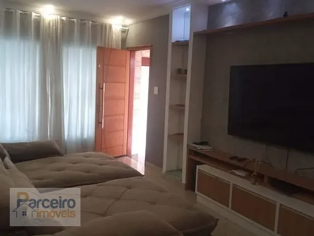 Casa com 320m² 3 quartos e 3 banheiros, à venda, no bairro Vila Ré em São Paulo