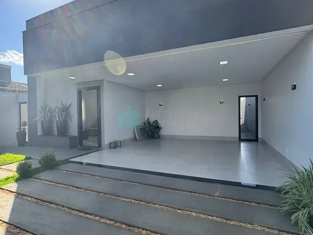 Casa 3 quartos e 3 banheiros, para alugar, no bairro Alto da Boa Vista em Catalão