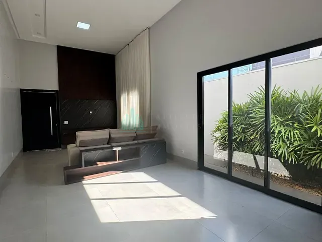 Casa 3 quartos e 3 banheiros, para alugar, no bairro Alto da Boa Vista em Catalão