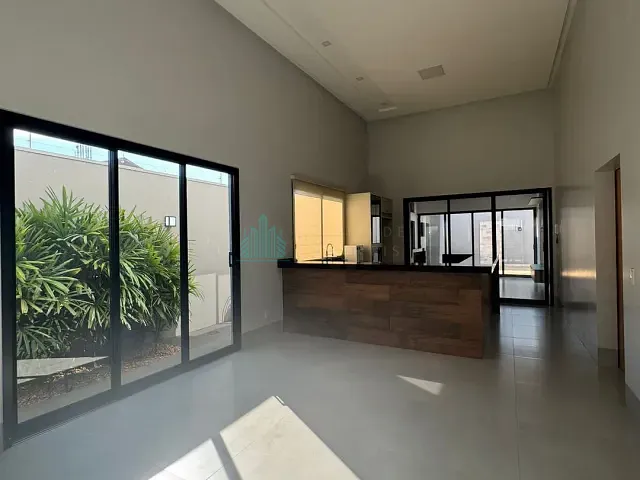 Casa 3 quartos e 3 banheiros, para alugar, no bairro Alto da Boa Vista em Catalão