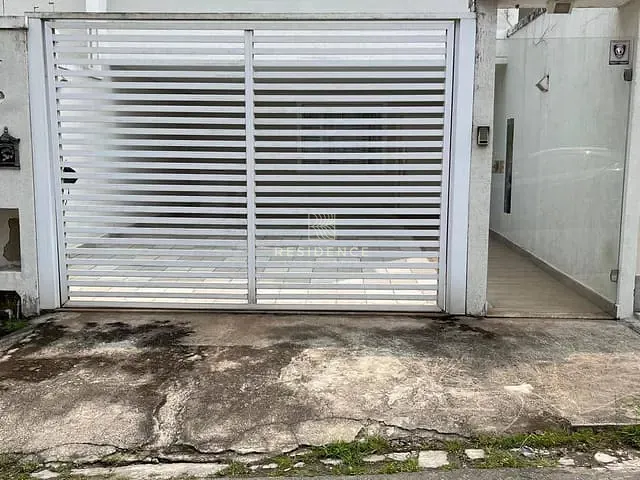 Casa com 216m² 3 quartos e 5 banheiros, à venda, no bairro Jardim Belvedere em Volta Redonda